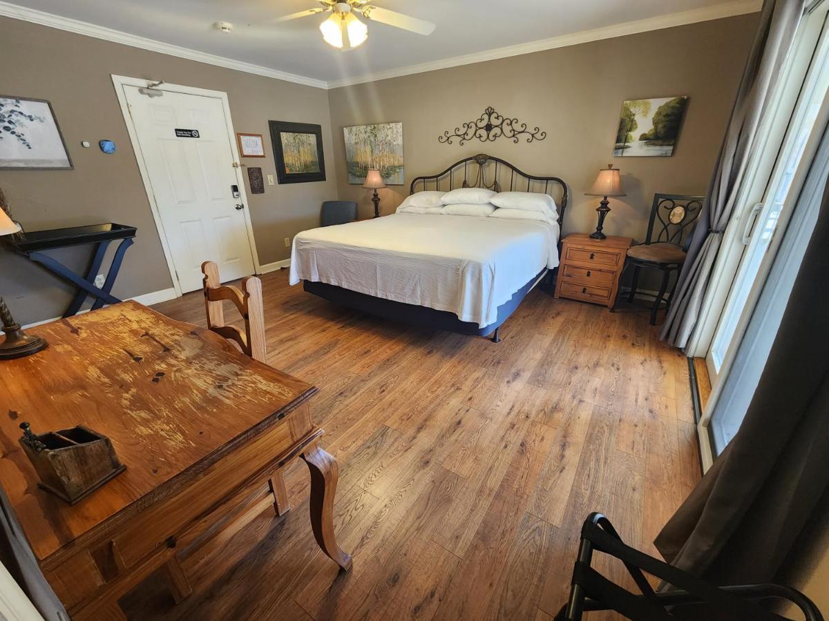 Elder Mountain Room At Tennessee Riverplace Чатануга Екстериор снимка