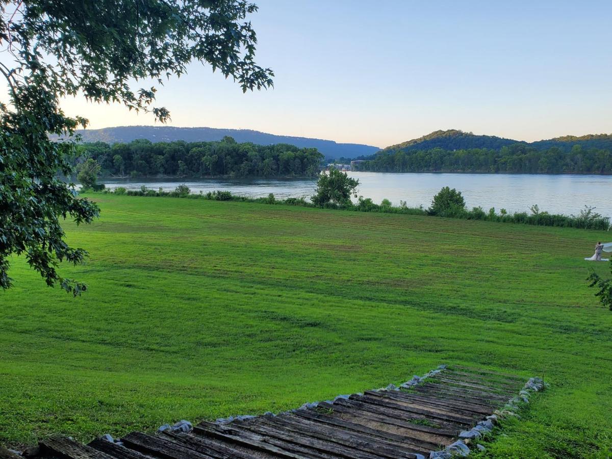 Elder Mountain Room At Tennessee Riverplace Чатануга Екстериор снимка